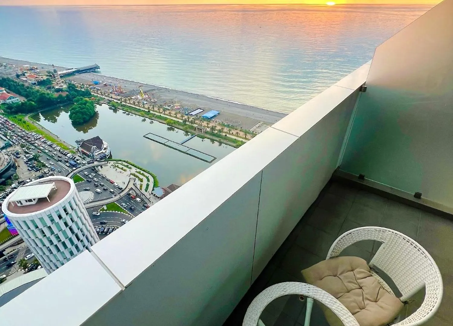 Apartment In Alliance Palace On The Justice Side Batumi Georgien