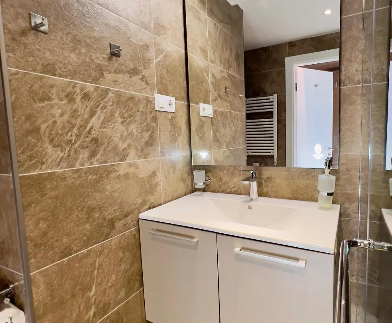 Apartment In Alliance Palace On The Justice Side Batumi