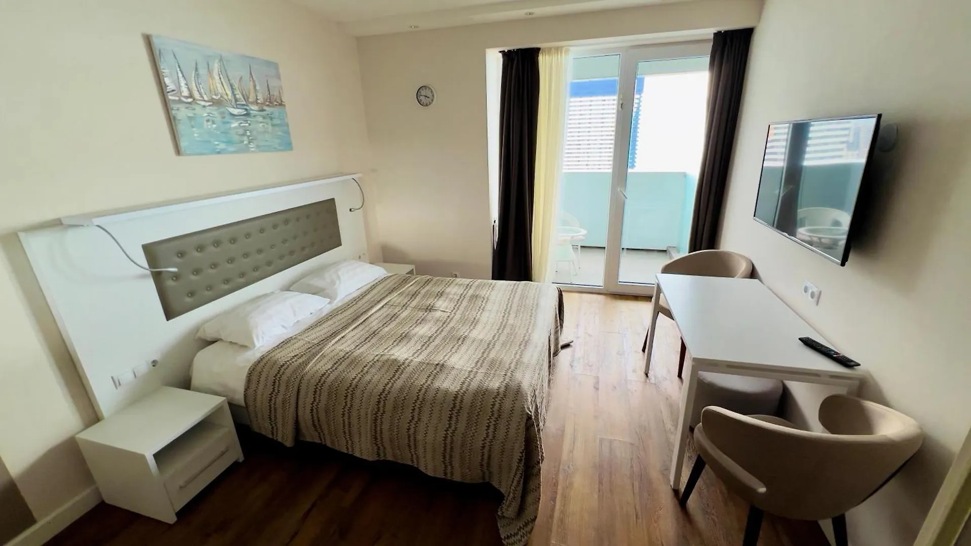 Apartment In Alliance Palace On The Justice Side Batumi 0*,