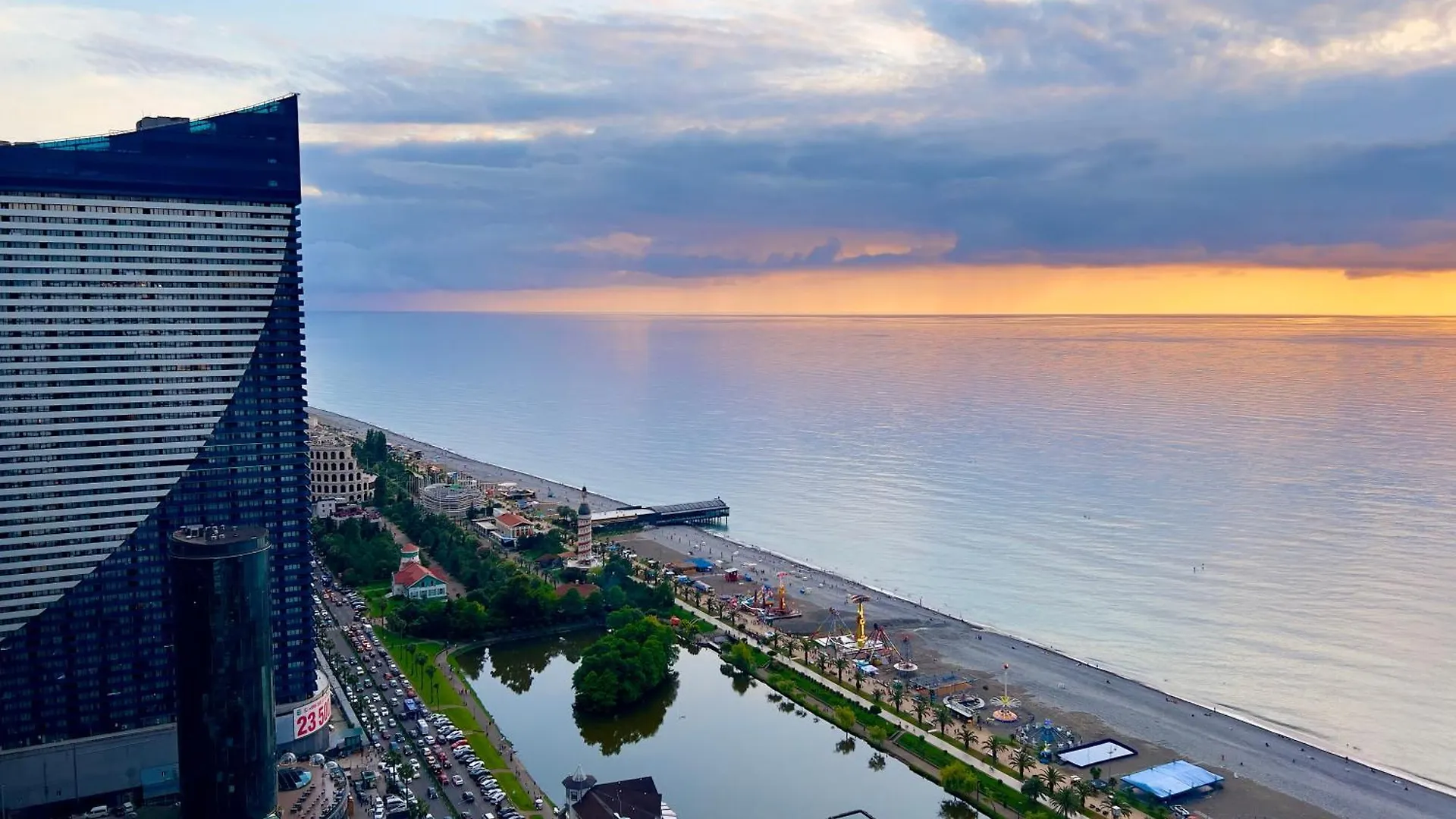 Apartment In Alliance Palace On The Justice Side Batumi